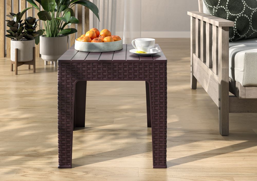 Outdoor end table for decks